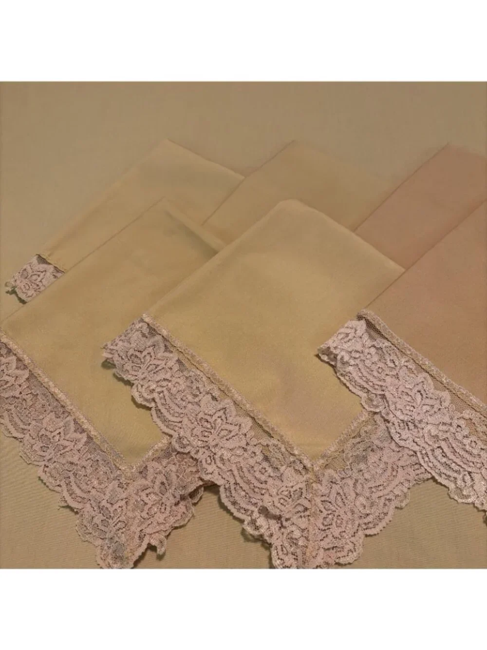 Vintage Harvest Gold Tablecloth Oval 66x110